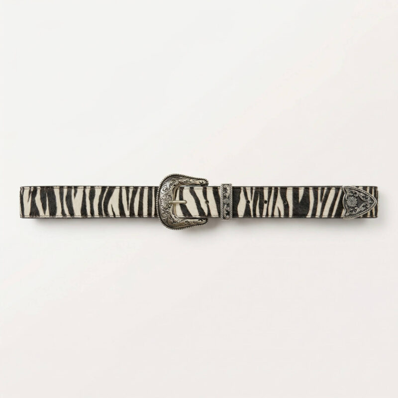 cinturón de cuero zebra blanco y negro con hebilla western metálica